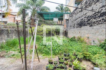 Casa para alugar com 328m², 5 quartos e 3 vagas Casa para alugar com 328m², 5 quartos e 3 vagasQuintal