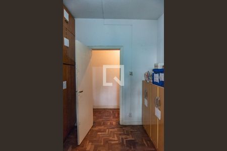 Casa para alugar com 328m², 5 quartos e 3 vagas Casa para alugar com 328m², 5 quartos e 3 vagasQuarto 1