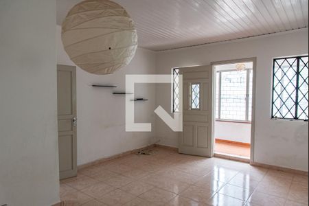Casa para alugar com 328m², 5 quartos e 3 vagas Casa para alugar com 328m², 5 quartos e 3 vagasSala (casa superior)