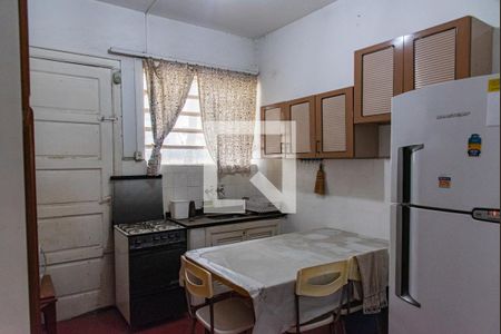 Casa para alugar com 328m², 5 quartos e 3 vagas Casa para alugar com 328m², 5 quartos e 3 vagasCozinha