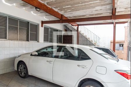 Casa para alugar com 328m², 5 quartos e 3 vagas Casa para alugar com 328m², 5 quartos e 3 vagasGaragem