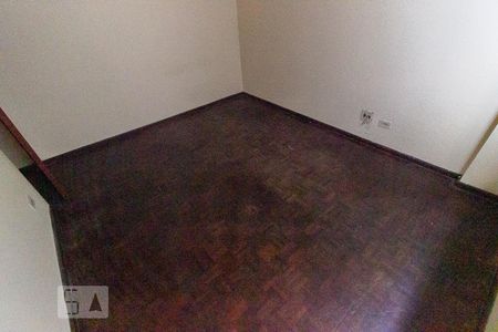 Quarto 1 de apartamento para alugar com 1 quarto, 32m² em Rebouças, Curitiba