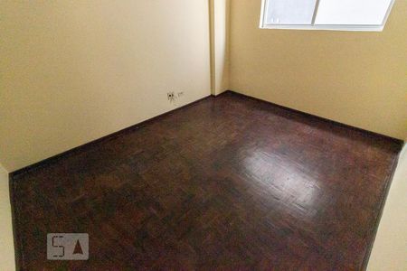 Quarto 1 de apartamento para alugar com 1 quarto, 32m² em Rebouças, Curitiba