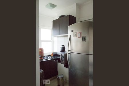 Cozinha/Sala de kitnet/studio para alugar com 1 quarto, 27m² em Centro Histórico, Porto Alegre