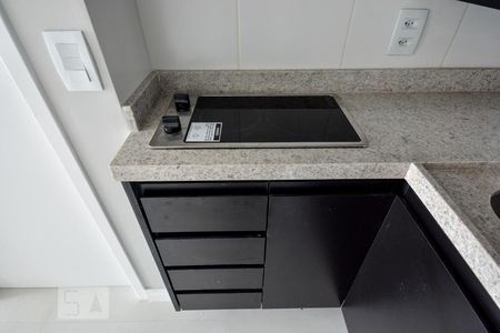 Cozinha de apartamento para alugar com 1 quarto, 37m² em Pinheiros, São Paulo