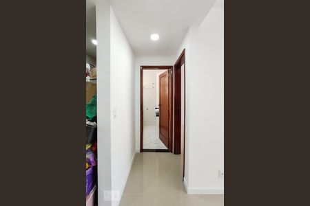 Corredor - Divisor de Ambientes de apartamento para alugar com 2 quartos, 60m² em Centro, Rio de Janeiro