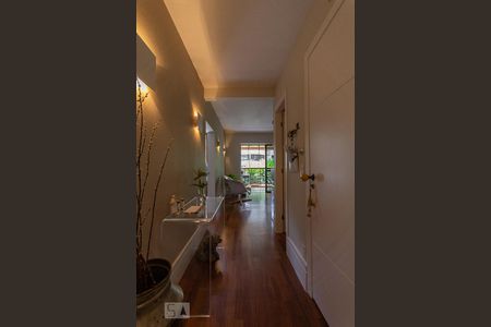 Entrada de apartamento à venda com 3 quartos, 156m² em Vila Morumbi, São Paulo