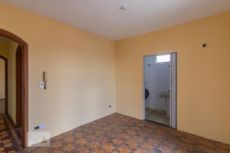 Suite de casa à venda com 3 quartos, 120m² em Vila Carmosina, São Paulo