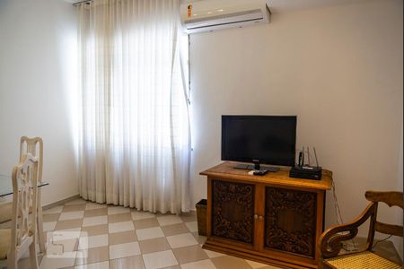 Sala de apartamento para alugar com 2 quartos, 64m² em Copacabana, Rio de Janeiro