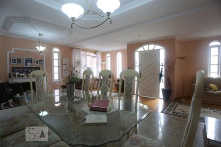 Sala de casa à venda com 4 quartos, 384m² em Vila Campesina, Osasco