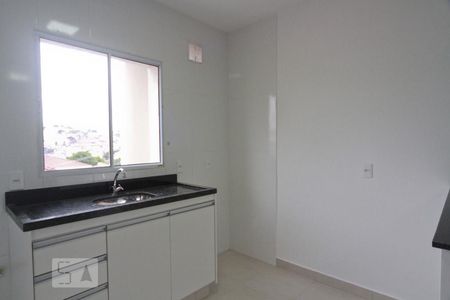 Cozinha de apartamento para alugar com 1 quarto, 42m² em Água Fria, São Paulo