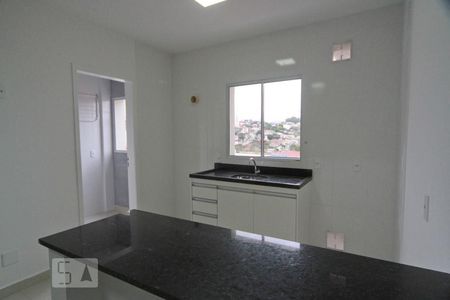 Cozinha de apartamento para alugar com 1 quarto, 42m² em Água Fria, São Paulo