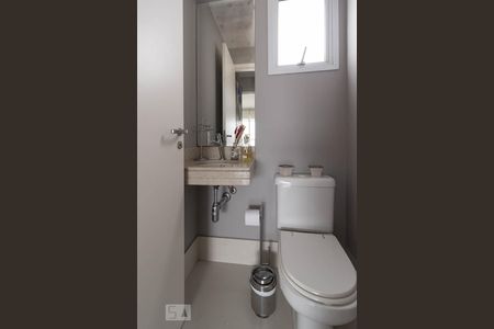 Lavabo de apartamento à venda com 3 quartos, 140m² em Santo Amaro, São Paulo