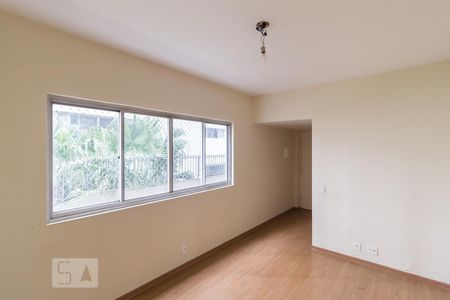 Sala de apartamento para alugar com 2 quartos, 64m² em Vila Pompéia, São Paulo