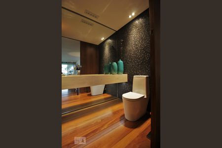 Lavabo de apartamento à venda com 4 quartos, 511m² em Vila Suzana, São Paulo