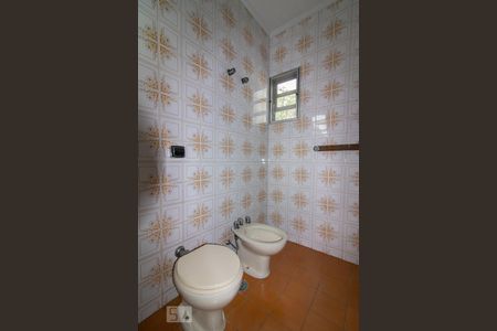 Casa para alugar com 468m², 4 quartos e 4 vagas Casa para alugar com 468m², 4 quartos e 4 vagasBanheiro Suíte 3