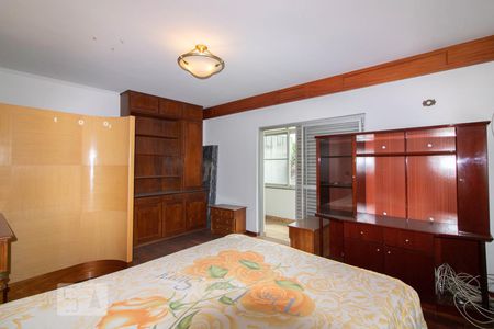 Casa para alugar com 468m², 4 quartos e 4 vagas Casa para alugar com 468m², 4 quartos e 4 vagasSuíte 1