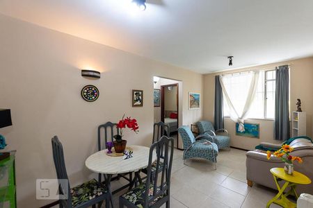 Sala de apartamento para alugar com 2 quartos, 54m² em Fonseca, Niterói