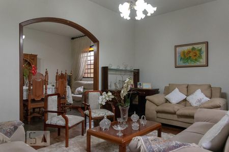 Sala 2 de casa à venda com 4 quartos, 360m² em Vila Cloris, Belo Horizonte