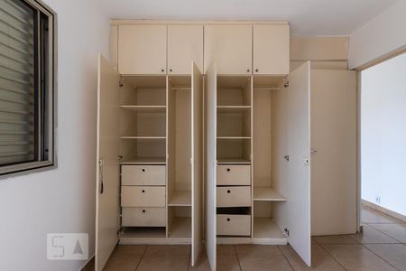 Quarto de kitnet/studio à venda com 1 quarto, 60m² em Centro, Campinas