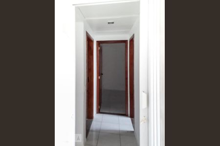 corredor de apartamento à venda com 3 quartos, 76m² em Cristal, Porto Alegre