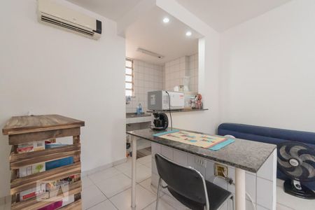 Sala/Quarto de kitnet/studio para alugar com 1 quarto, 38m² em Centro, Rio de Janeiro