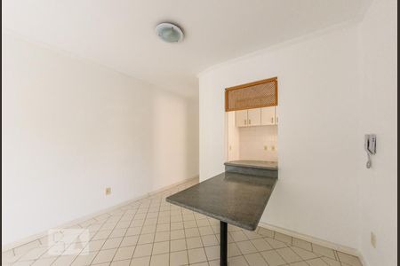 Sala de apartamento para alugar com 1 quarto, 50m² em Cambuí, Campinas