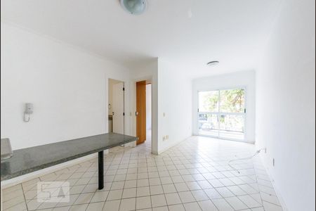 Sala de apartamento para alugar com 1 quarto, 50m² em Cambuí, Campinas