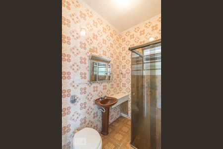 Banheiro de casa à venda com 4 quartos, 180m² em Vila Homero Thon, Santo André