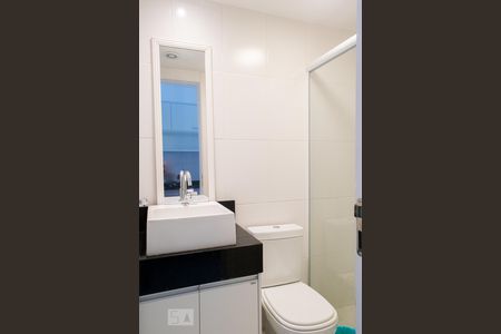 BANHEIRO de kitnet/studio para alugar com 1 quarto, 20m² em Santana, São Paulo