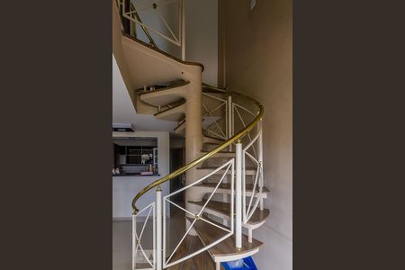 escada de apartamento à venda com 3 quartos, 122m² em Chácara Belenzinho, São Paulo