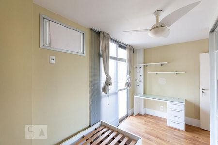 Quarto 2 de apartamento para alugar com 3 quartos, 75m² em Ingá, Niterói