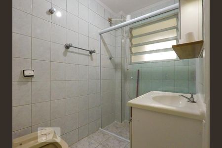 Banheiro de apartamento à venda com 2 quartos, 64m² em Liberdade, São Paulo