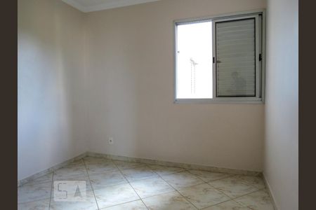 QUARTO 1 de apartamento para alugar com 2 quartos, 54m² em Jaguaré, São Paulo