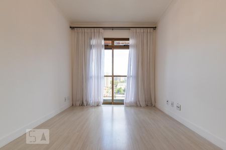 Sala de apartamento para alugar com 2 quartos, 58m² em Cambuí, Campinas