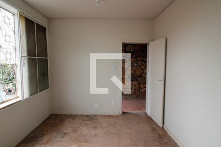 Sala de casa para alugar com 2 quartos, 70m² em Santa Cruz, Belo Horizonte