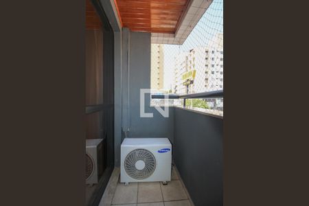 Sacada da Sala de apartamento à venda com 1 quarto, 58m² em Centro, Campinas