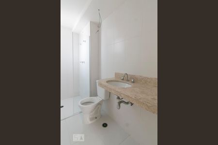 Banheiro de apartamento para alugar com 2 quartos, 55m² em Vila Aurora (zona Norte), São Paulo