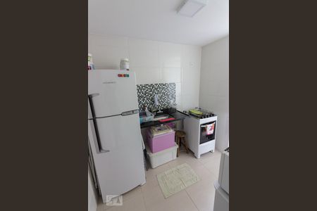 Cozinha  de apartamento para alugar com 2 quartos, 52m² em Pechincha, Rio de Janeiro