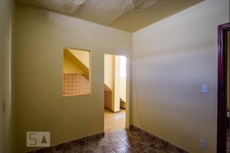 Casa à venda com 120m², 3 quartos e 2 vagasSala