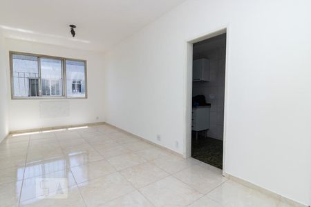 Sala de apartamento para alugar com 3 quartos, 70m² em Todos Os Santos, Rio de Janeiro