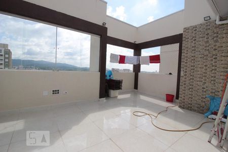 Área de Serviço de apartamento para alugar com 2 quartos, 170m² em Vila Amélia, São Paulo