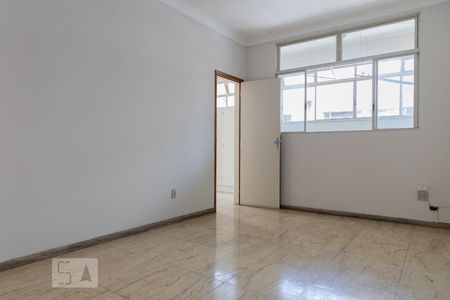 Sala 2 de casa para alugar com 4 quartos, 175m² em Colégio Batista, Belo Horizonte