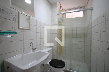 Banheiro de apartamento para alugar com 1 quarto, 25m² em Centro, Belo Horizonte