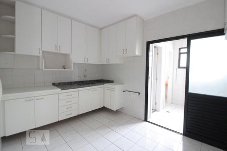 Cozinha de apartamento para alugar com 3 quartos, 100m² em Jardim São Paulo(zona Norte), São Paulo
