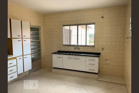Cozinha de casa para alugar com 3 quartos, 136m² em Jardim Cura D’ars, Campinas