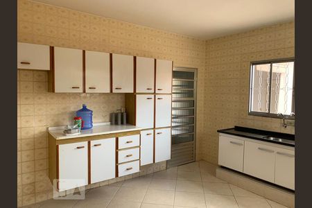 Cozinha de casa para alugar com 3 quartos, 136m² em Jardim Cura D’ars, Campinas