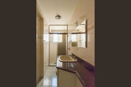 Banheiro de apartamento à venda com 2 quartos, 70m² em Centro, Osasco