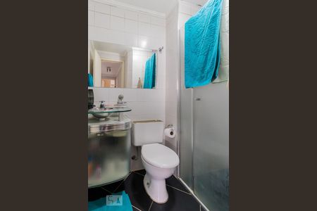 Banheiro de apartamento à venda com 2 quartos, 60m² em Vila Robertina, São Paulo
