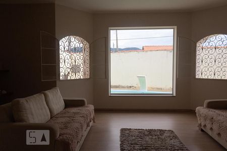 Sala de casa à venda com 3 quartos, 189m² em Jardim Ermida I, Jundiaí